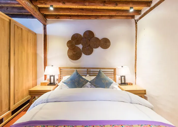 Dali Old Courtyard Boutique Inn